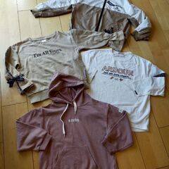 女児子供服130 スウェットパーカー、ナイロンブルゾンなど４点セットで