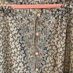 【USED】☆ナチュラルビューティーベーシック☆ブラウス☆色ベージュ☆サイズM☆☆の画像