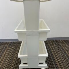 〇キッチンワゴン 44.5×30×71㎝ コンパクト キャスター付き 2段収納 収納家具 キッチン収納 整理 整頓 プラスチック ホワイト 白 中古（NF240209）499-7の画像