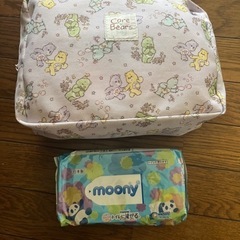 おむつポーチ付き bigサイズ３枚　おしりふき2つの画像