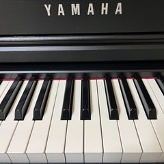 ヤマハ　クラビノーバ　CLP-545  椅子付きの画像
