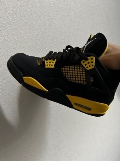 スニーカー AJ4 thunder