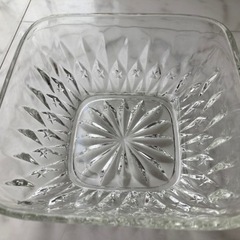 東洋ガラス　四角いボウル 　ダイヤカット　クリア5セットの画像