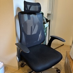 【2/11 -12:00 までに引き取り可能な方優先】仕事用　イス　チェア　ハイバックの画像
