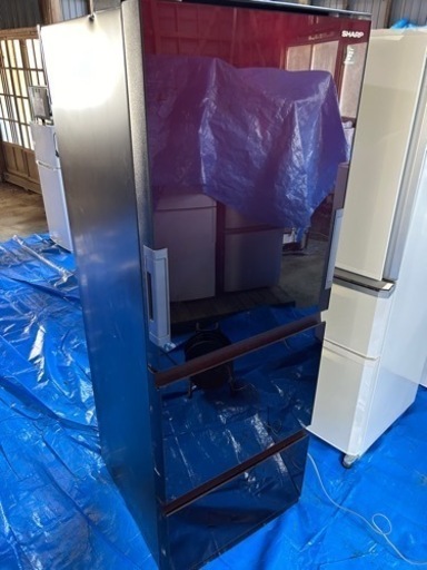 両開きドア　シャープ　人気のグラデーション　SJ-GW36D-R