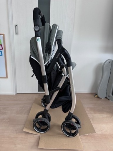 アップリカ　AB型ベビーカー