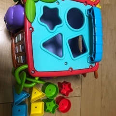 フィッシャープライス(fisher price)バイリンガル・ラーニングボックスの画像