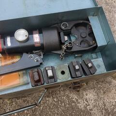 油圧端子圧着機の画像