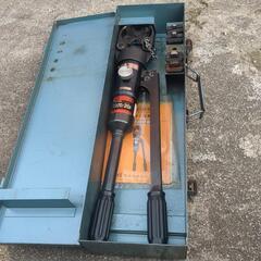 油圧端子圧着機の画像