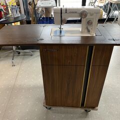★来店限定★　ジャノメ　台付きミシン　MODEL802　レトロ　通電確認済み　現状渡しの画像