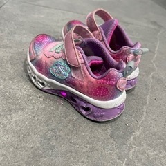 SKECHERS KIDSスニーカーの画像