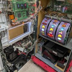 パチスロ実機 デビルメイクライ4 コイン不要機 ID：126-012703-007