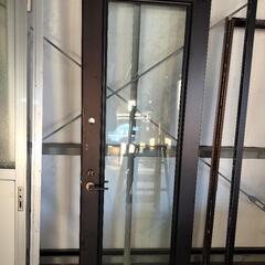 YKK AP 勝手口ドア　ガラス戸　マットブラック