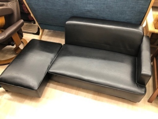 2人掛けソファーです。