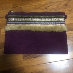 クラッチバック