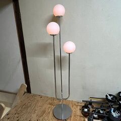 IKEA イケア フロアランプ SIMRISHAMN スィムリスハムン ライトの画像