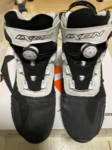 IXON（イクソン） BULL WP ブーツ (Black/White/Bright yellow) 40 25.5cm 3回使用のみ 中古