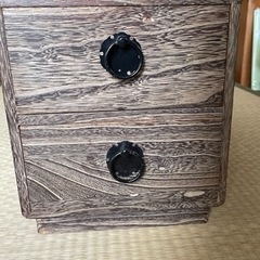 &-1  木製  小物入れ  工芸　木工製品