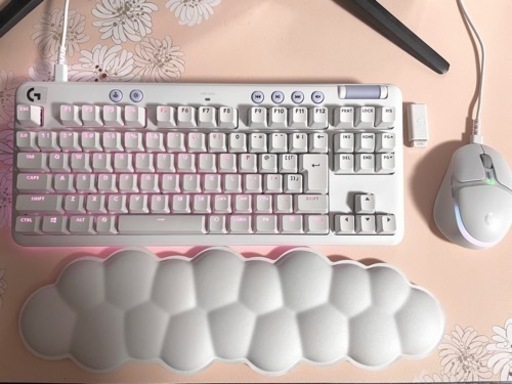 ロジクール　オーロラコレクション　キーボードマウス