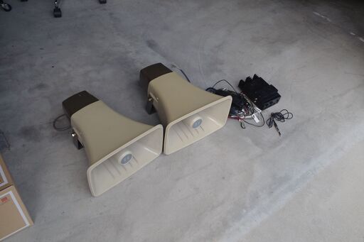 車載アンプ　スピーカー　マイク　動作確認済み