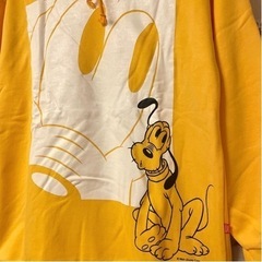 【新品未使用】ディズニー　プルート　パーカー　トップス　の画像