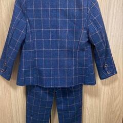 男の子フォーマルスーツ　110の画像