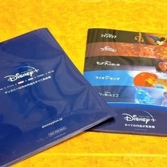ディズニープラス クリアファイル× ポストカードの画像