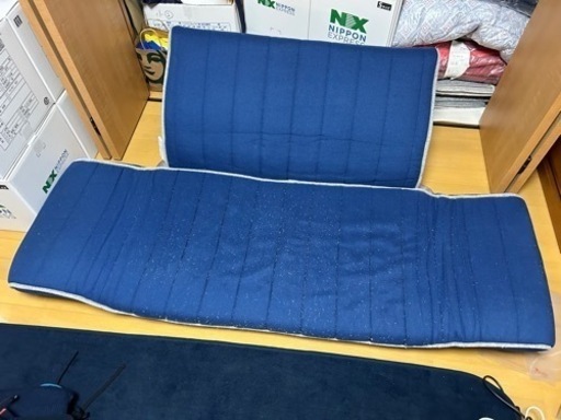 【購入者決定】ニトリ・紺色・折りたたみソファーベッド