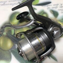 【リール】ダイワ　トライソSHOX 3000LBD　格安！