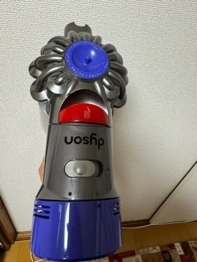 お取引中  ダイソン掃除機 V8