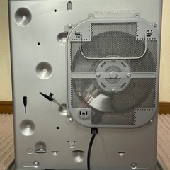 石油ファンヒーターの画像