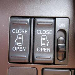 トヨタ　ルーミー【自社ローン対応可】ＳＤナビＤＴＶ・Ｂカメラ・ＷＰスラ・ＥＴＣ・スマートキー・オートライトの画像