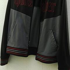 クイックシルバー　ジャージタイプジャケット　メンズサイズＳ（M相当）