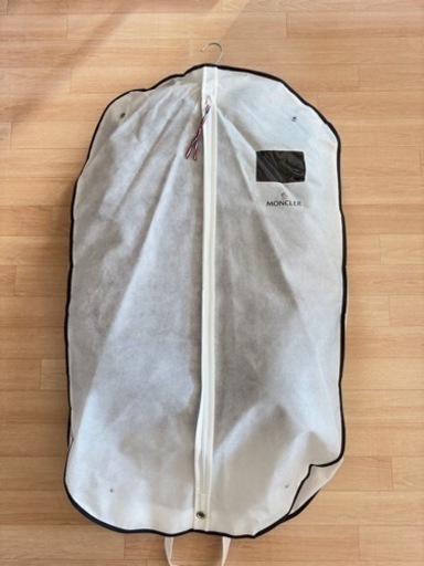 【美品】モンクレール　メンズ　2