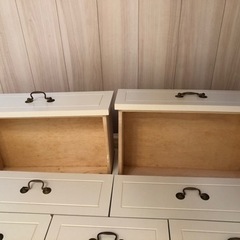 アンティーク風猫足キャビネット