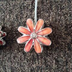 ニトリ製カーテンタッセル（ほぼ未使用）の画像