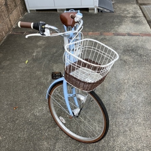 【美品】自転車　子供　小学生　高学年　22インチ