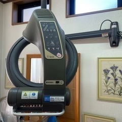 あげます。内容必読‼️タカラベルモント 壁掛けアーム式　ローラーボール、ドライヤー　2点セットの画像