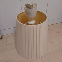 IKEA イケア ペンダントライト 照明 電球付の画像