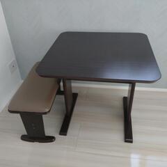 テーブル、ベンチの画像