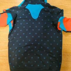 adidas フード付きパーカーの画像