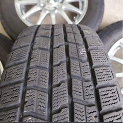 195/65R15 グッドイヤースタッドレスタイヤ+アルミホイール