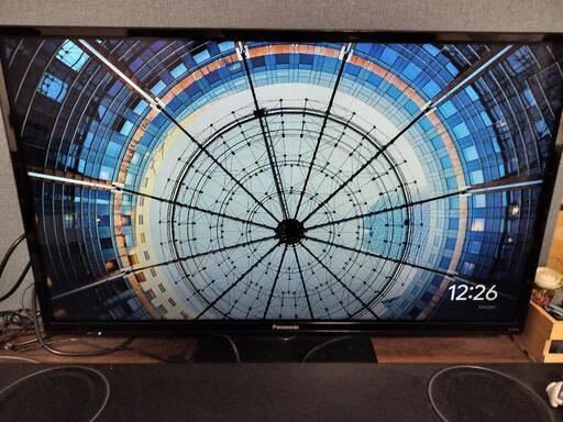 Panasonic　TH-32F300 液晶テレビ