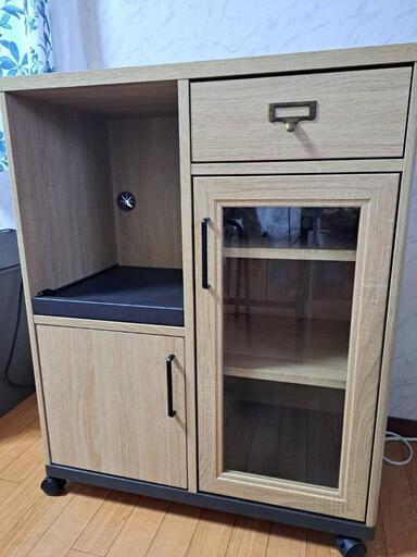 キッチン収納棚