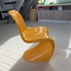 椅子　ディスプレイの画像