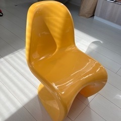 椅子　ディスプレイの画像