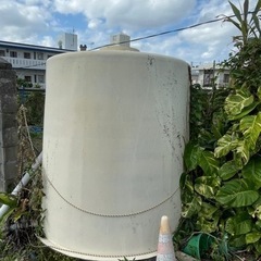 大型水タンクの画像