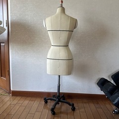 【激安】ニューキプリスA体型　洋服作成に便利なボディの画像
