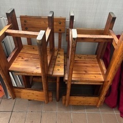 キャンセルに付き再出品　差し上げます！木製の椅子4脚