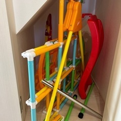 アンパンマン　ジャングルジム　滑り台　ブランコ　鉄棒